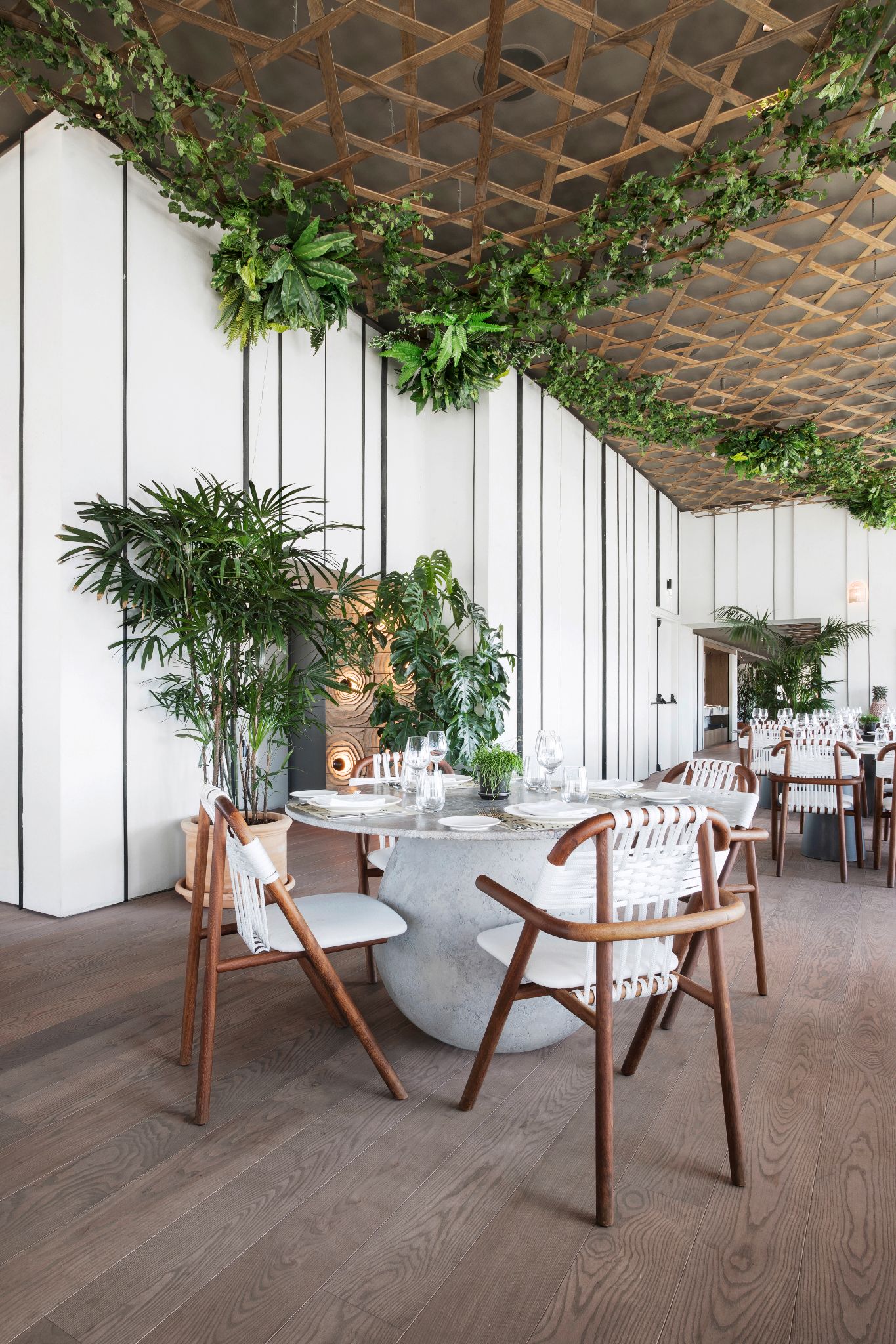 THE GRAND BY INTERNI