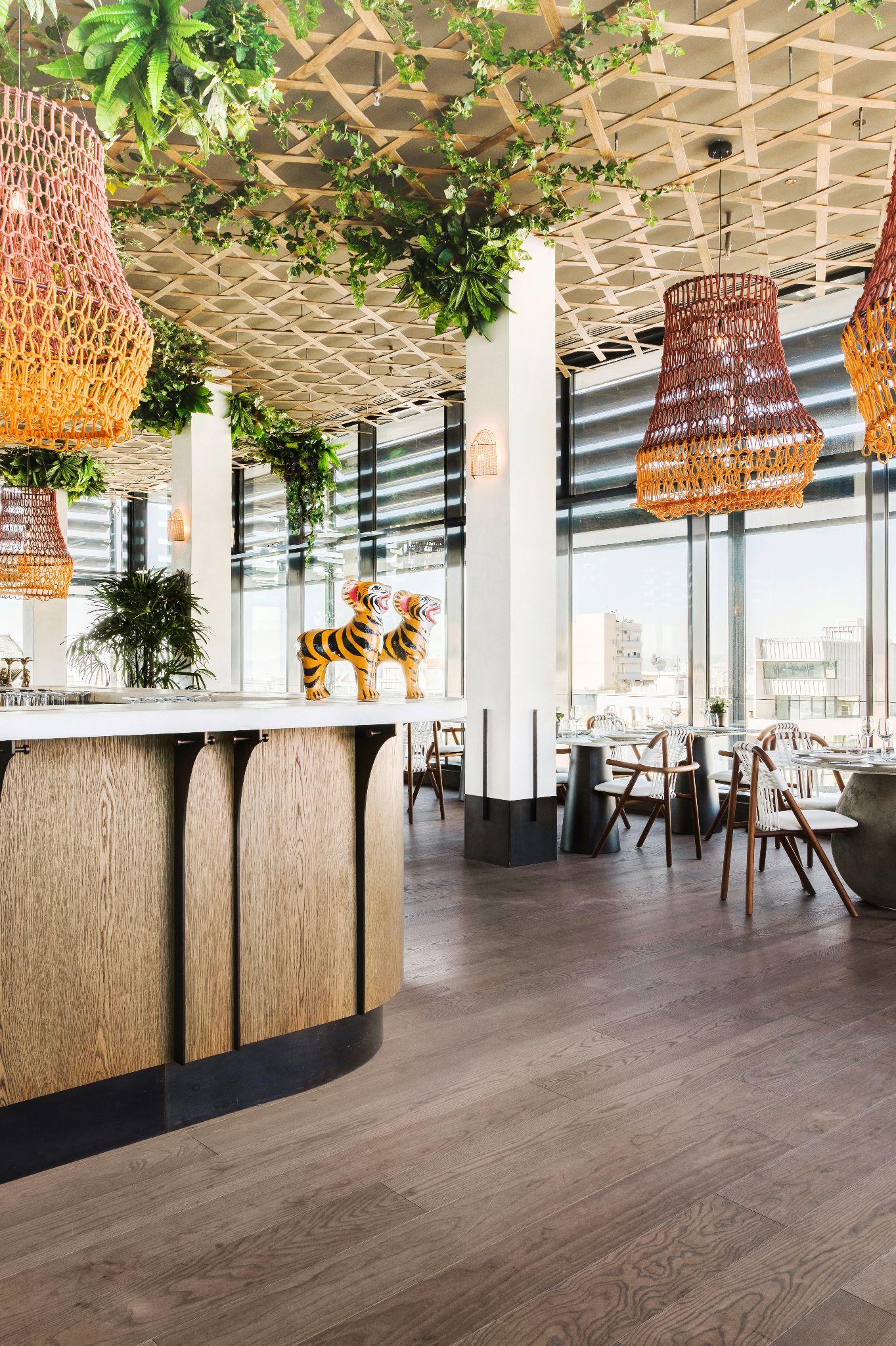 THE GRAND BY INTERNI