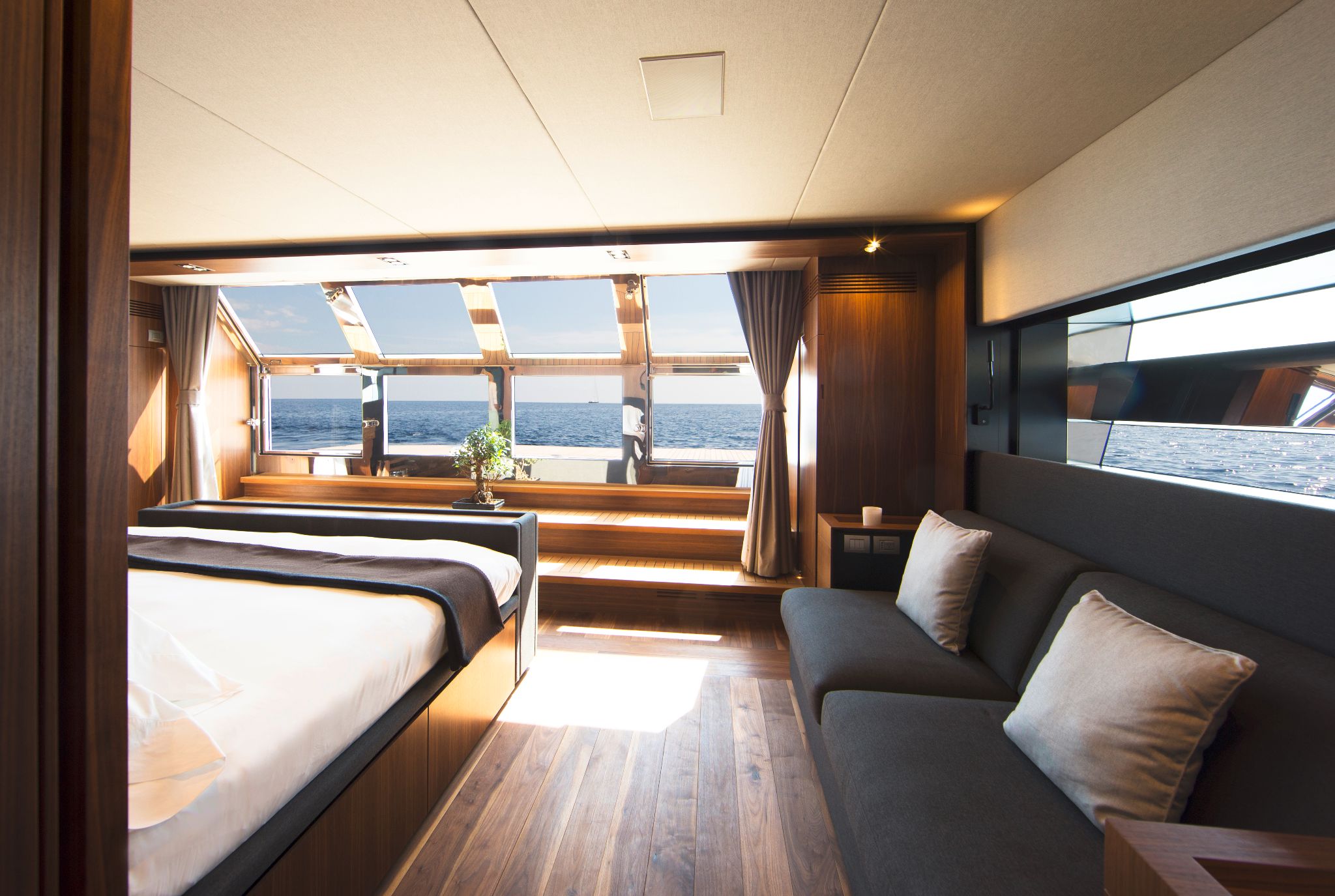 11840 NSSESKN 00000023 copyright wally by toni meneguzzo mafi.com